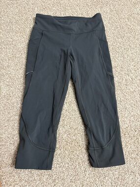 RARE Lululemon Home Stretch Crop (19")
Melanite